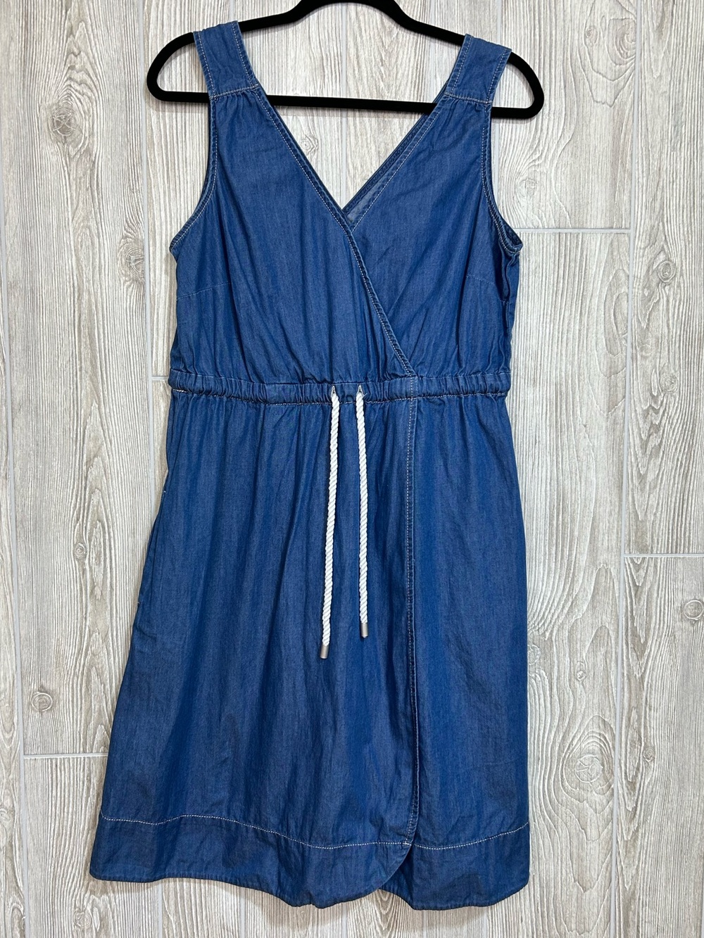 Tommy Hilfiger Chambray Denim Sleeveless Faux Wrap Dress Size Large